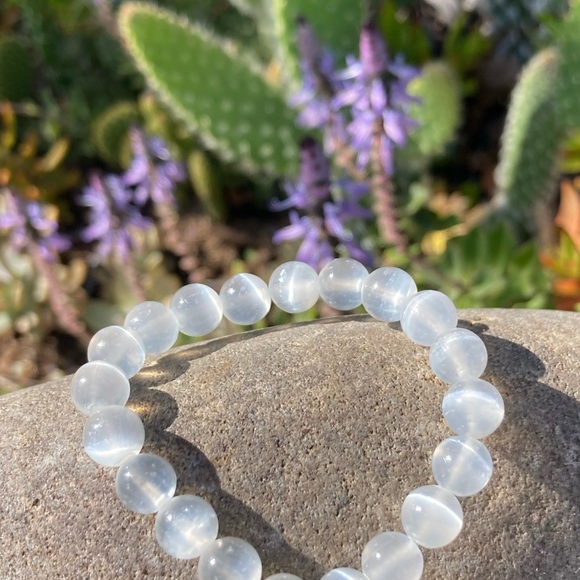 Selenite Bracelet - Picture 4 of 5